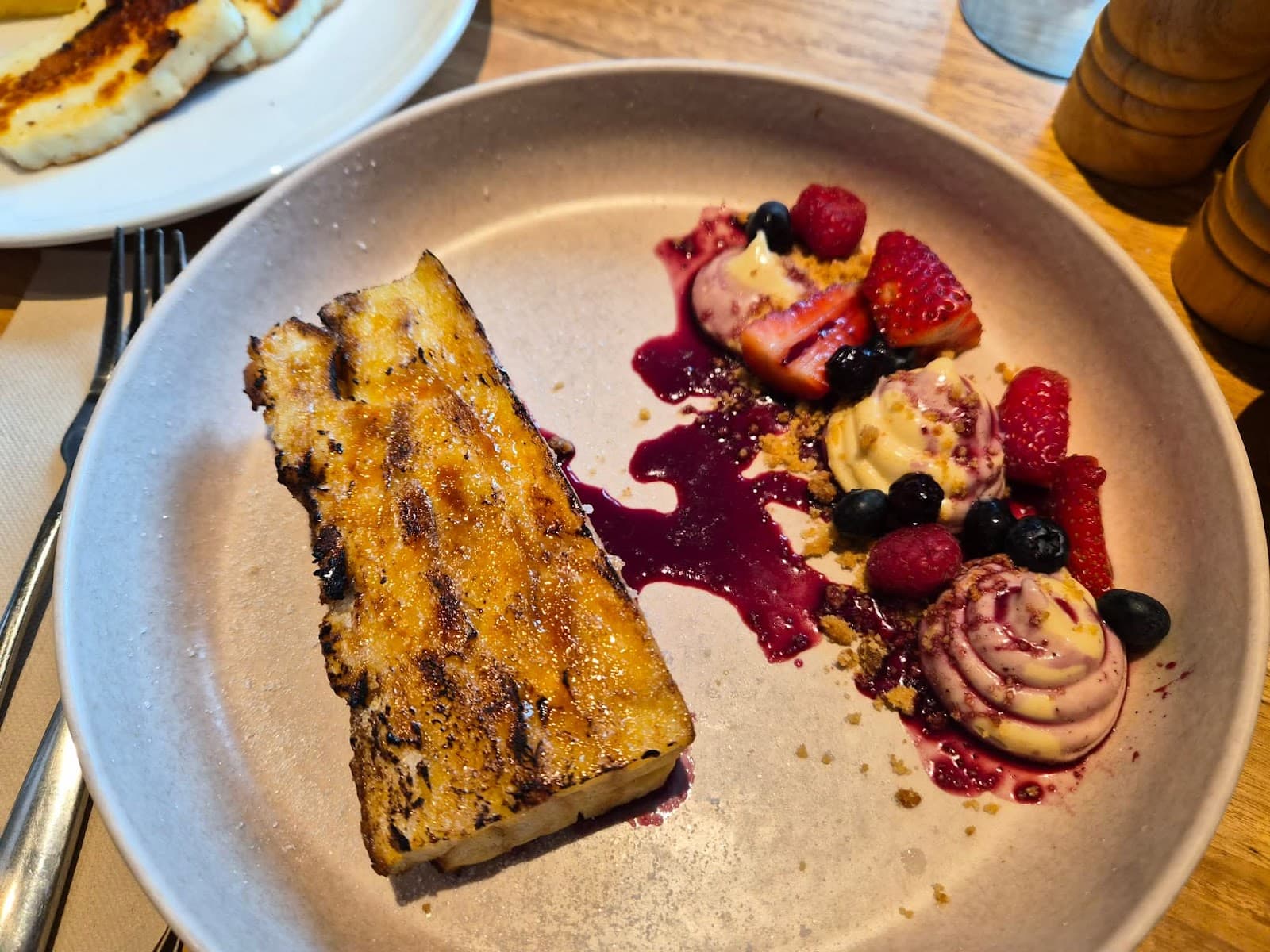 Monte — Honeysuckle, Newcastle