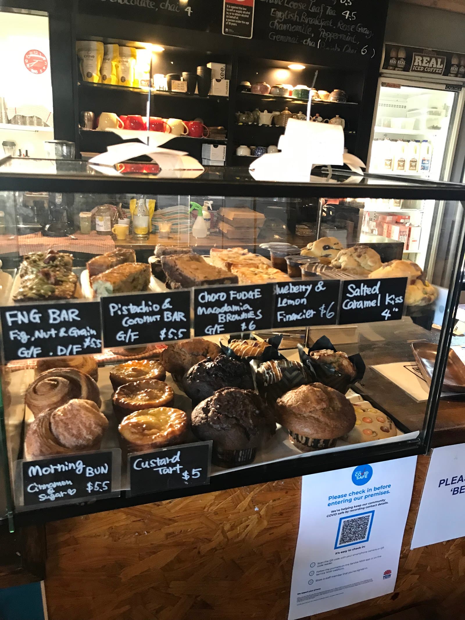 Cafe inu — The Junction, Newcastle