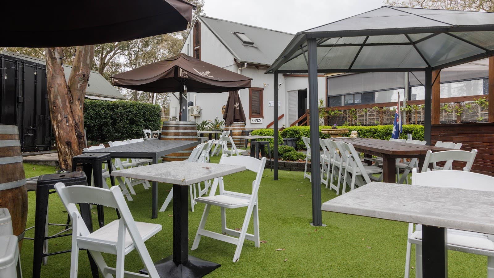 The Deck Cafe Lovedale — Pokolbin, Newcastle