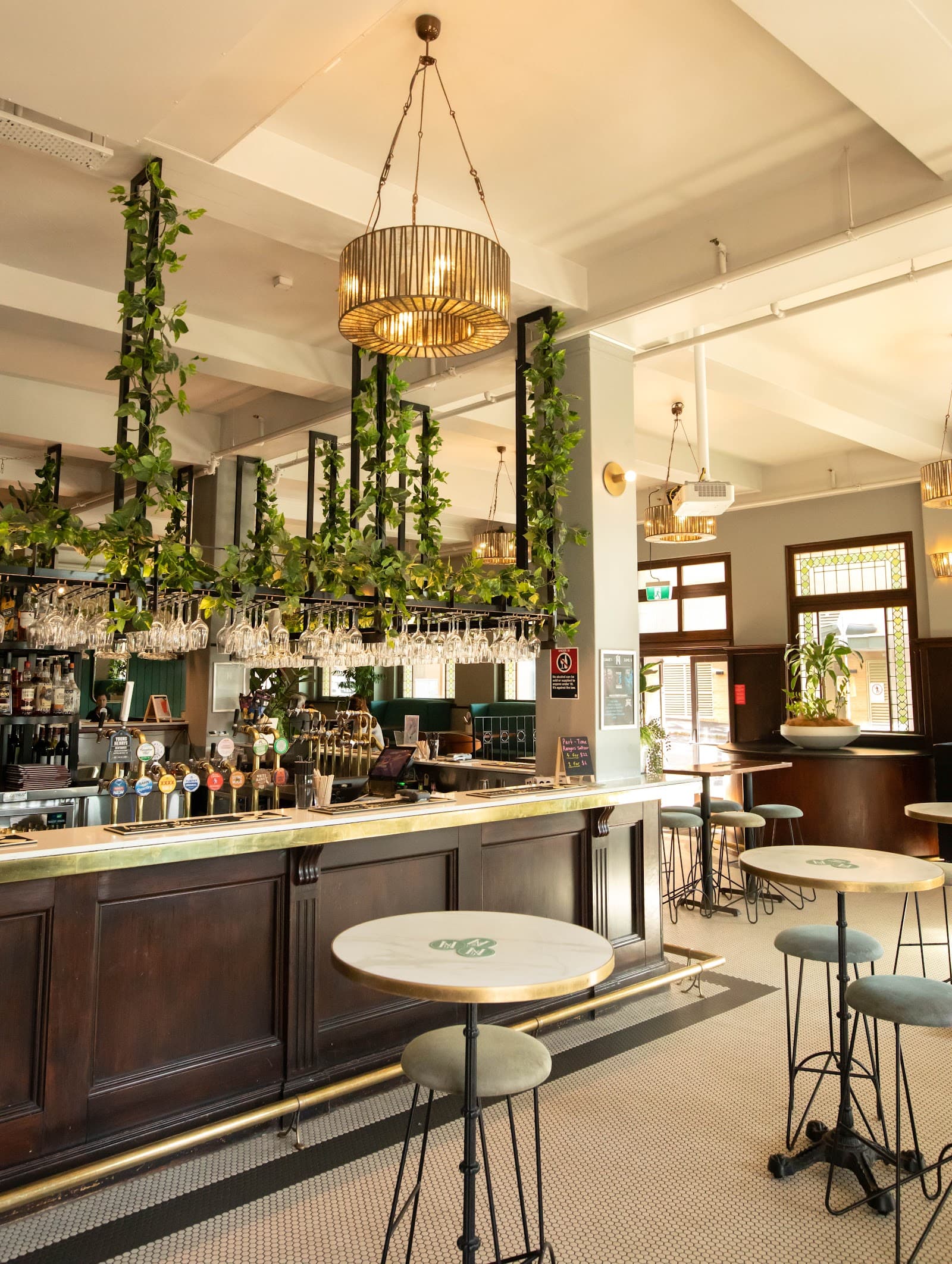Great Northern Hotel Newcastle — Honeysuckle, Newcastle