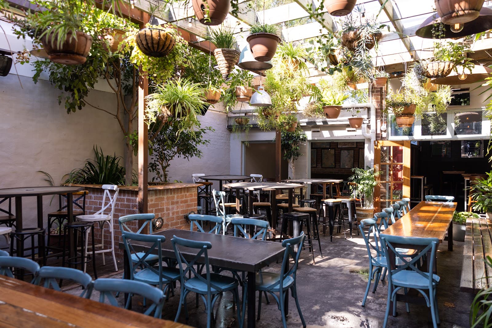 Commonwealth Hotel Newcastle — Cooks Hill, Newcastle