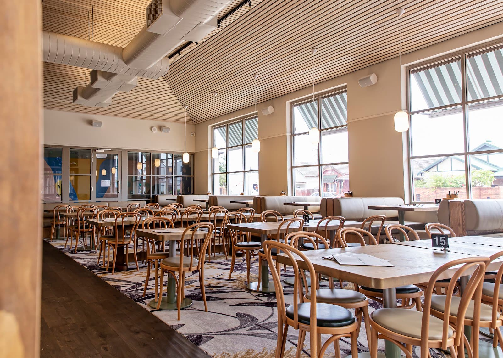 Mary Ellen Hotel — Merewether, Newcastle