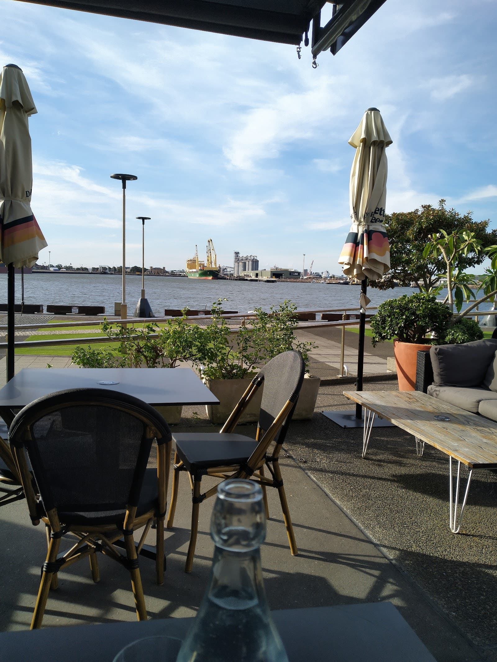 Harbour Bar — Honeysuckle, Newcastle