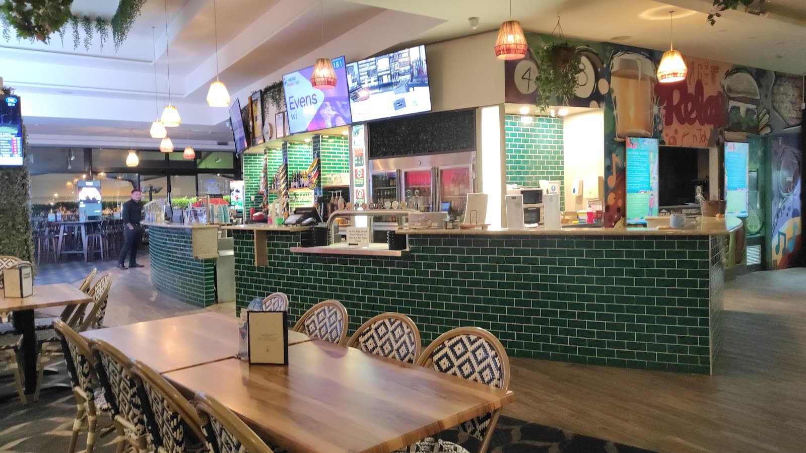 The Salamander Hotel — Nelson Bay, Newcastle