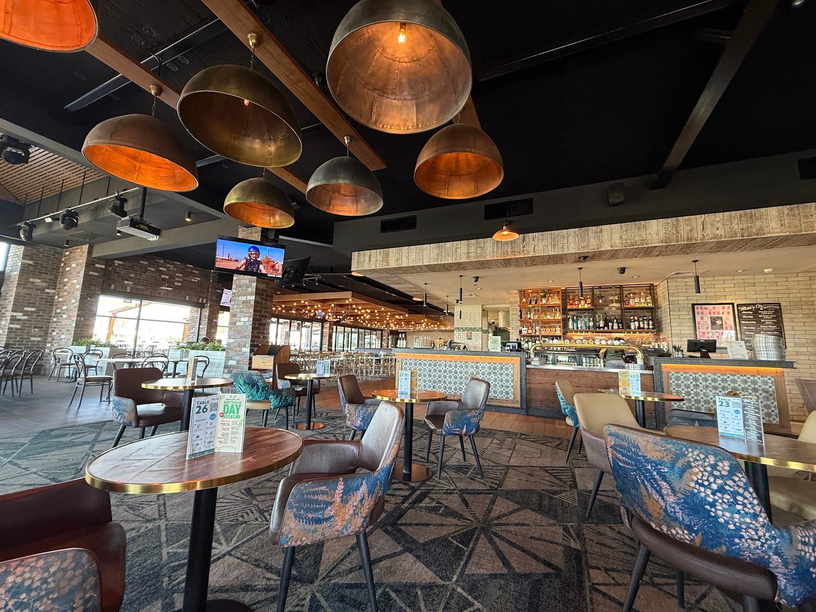 Huntlee Tavern — Pokolbin, Newcastle