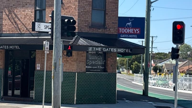 The Gates Hotel — Pokolbin, Newcastle