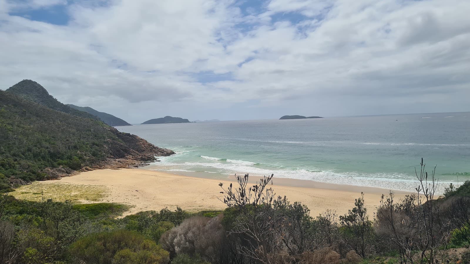Wreck Beach walk — Nelson Bay, Newcastle