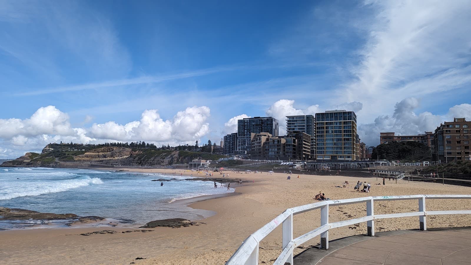 Shortland Esplanade lookout — Honeysuckle, Newcastle