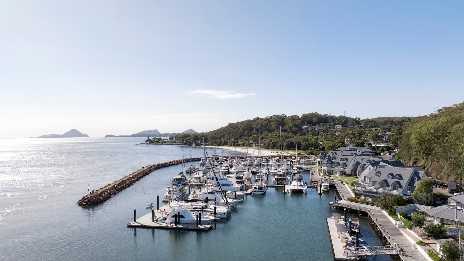 Anchorage Hotel & Spa — Nelson Bay, Newcastle
