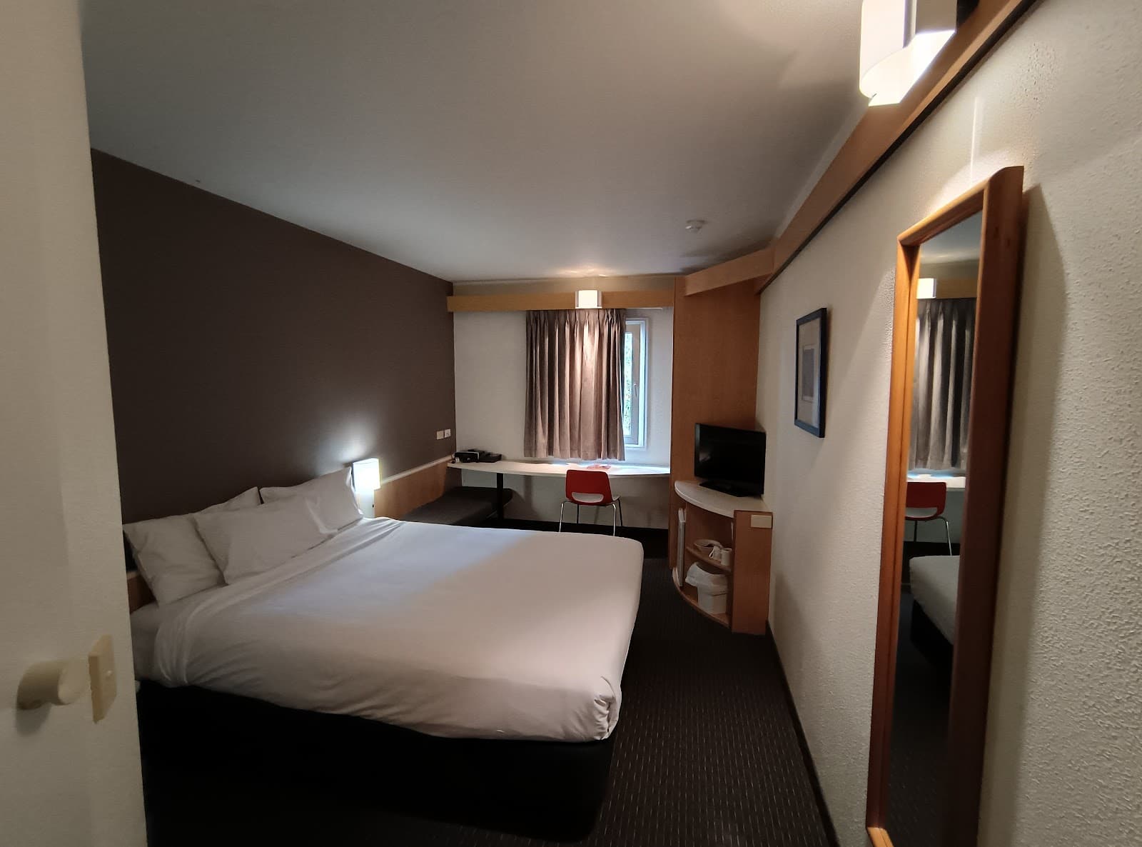 ibis Newcastle — Newcastle West, Newcastle
