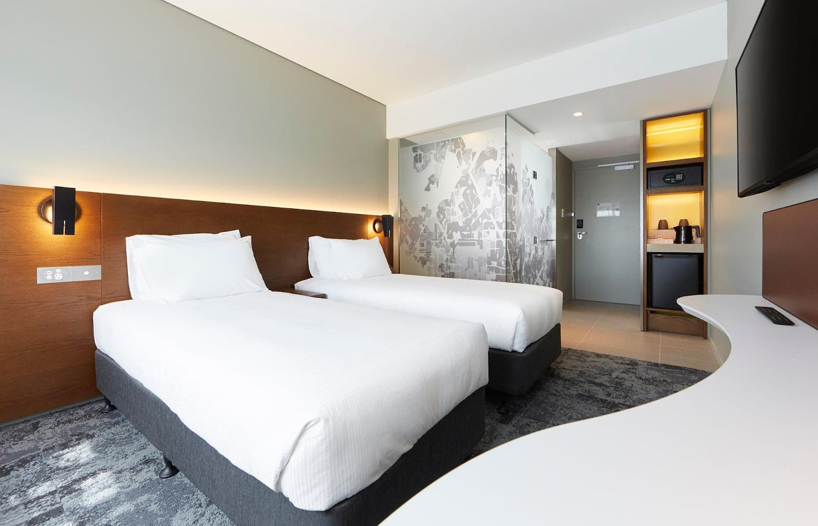 Holiday Inn Express Newcastle by IHG — Honeysuckle, Newcastle