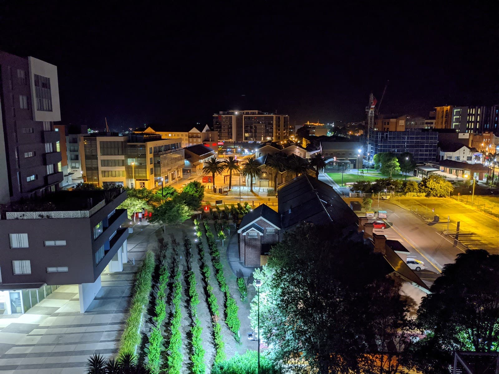 Chifley Apartments Newcastle — Newcastle