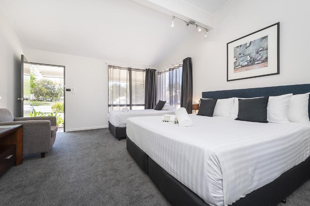 Fern Bay Motel — Stockton, Newcastle