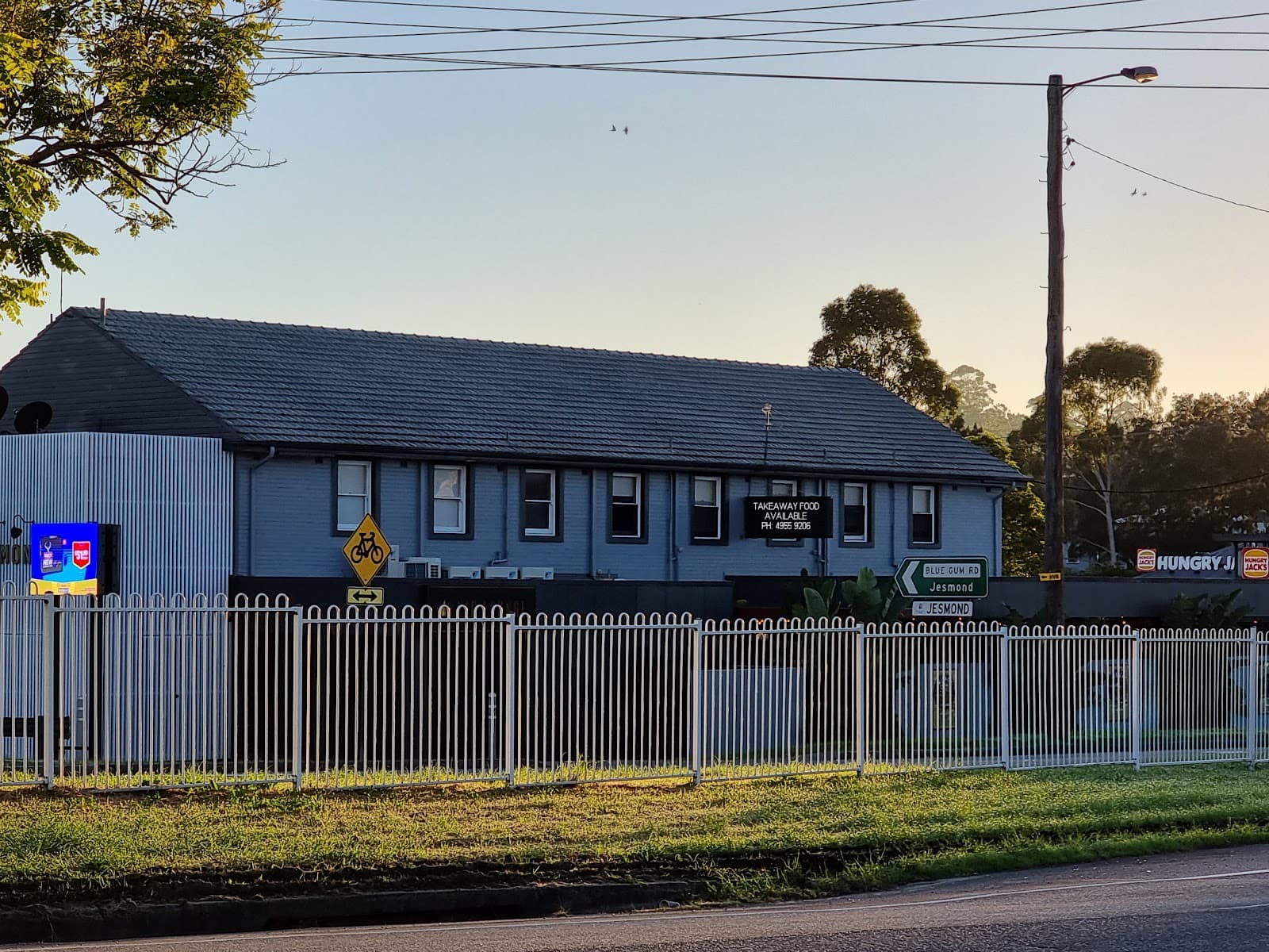 Hotel Jesmond — Cooks Hill, Newcastle