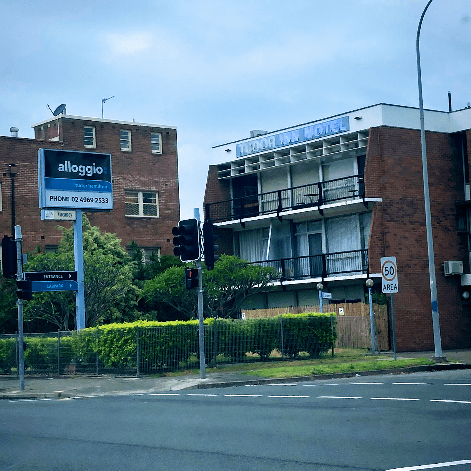 Tudor Inn Newcastle — Maitland, Newcastle