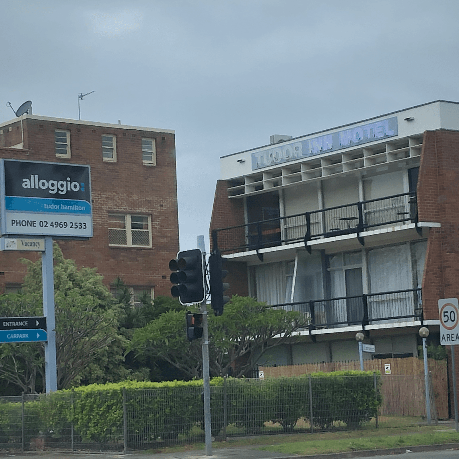 Tudor Inn Newcastle — Hamilton, Newcastle