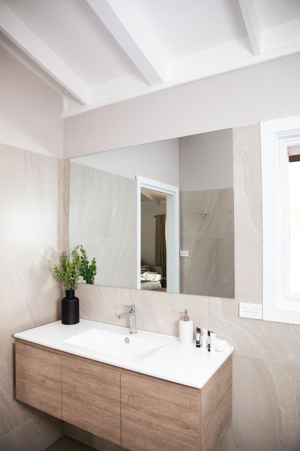Vineyard Villas - Pokolbin Farm Stay — Pokolbin, Newcastle