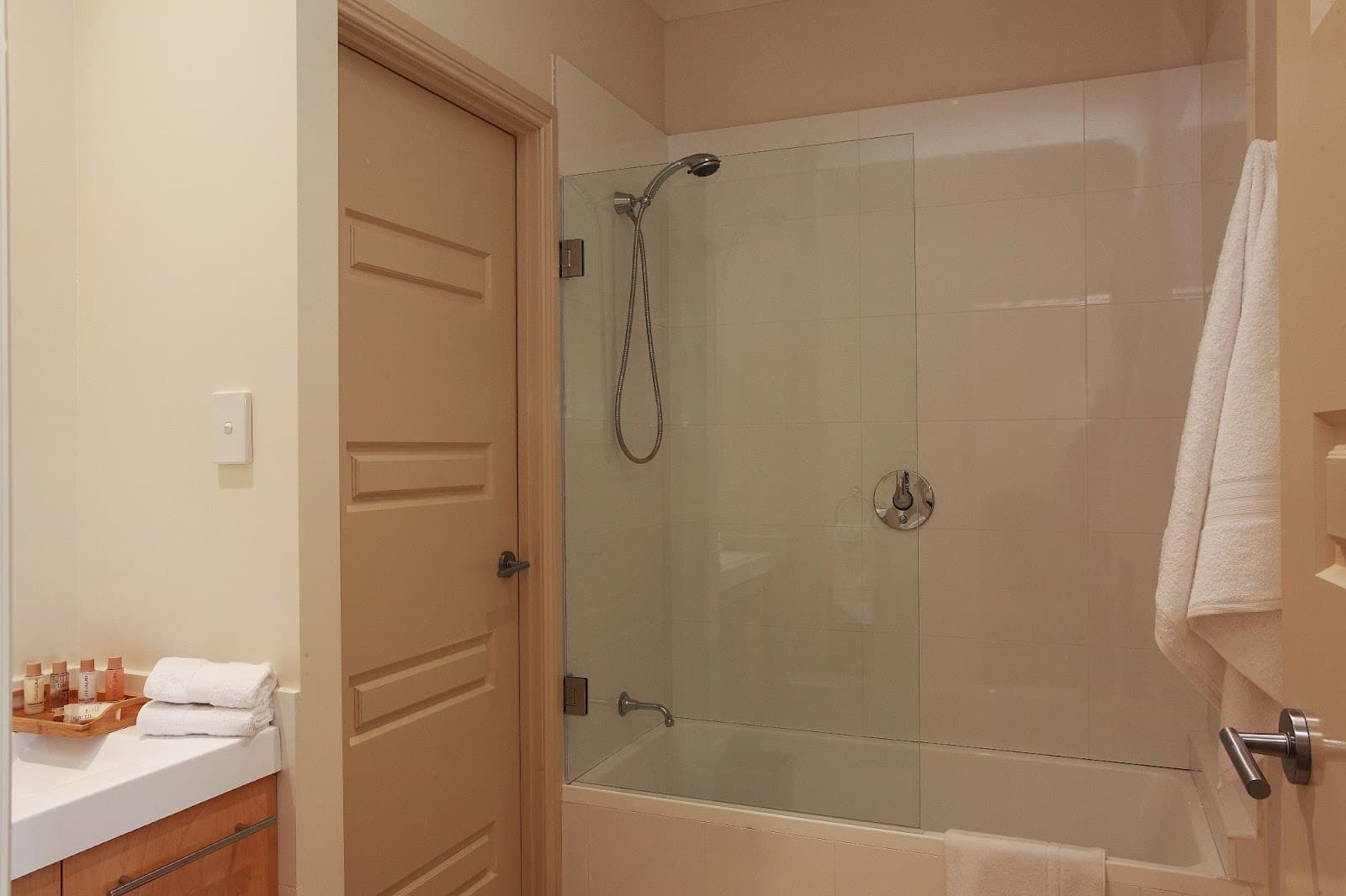 H Boutique Hotel — Pokolbin, Newcastle