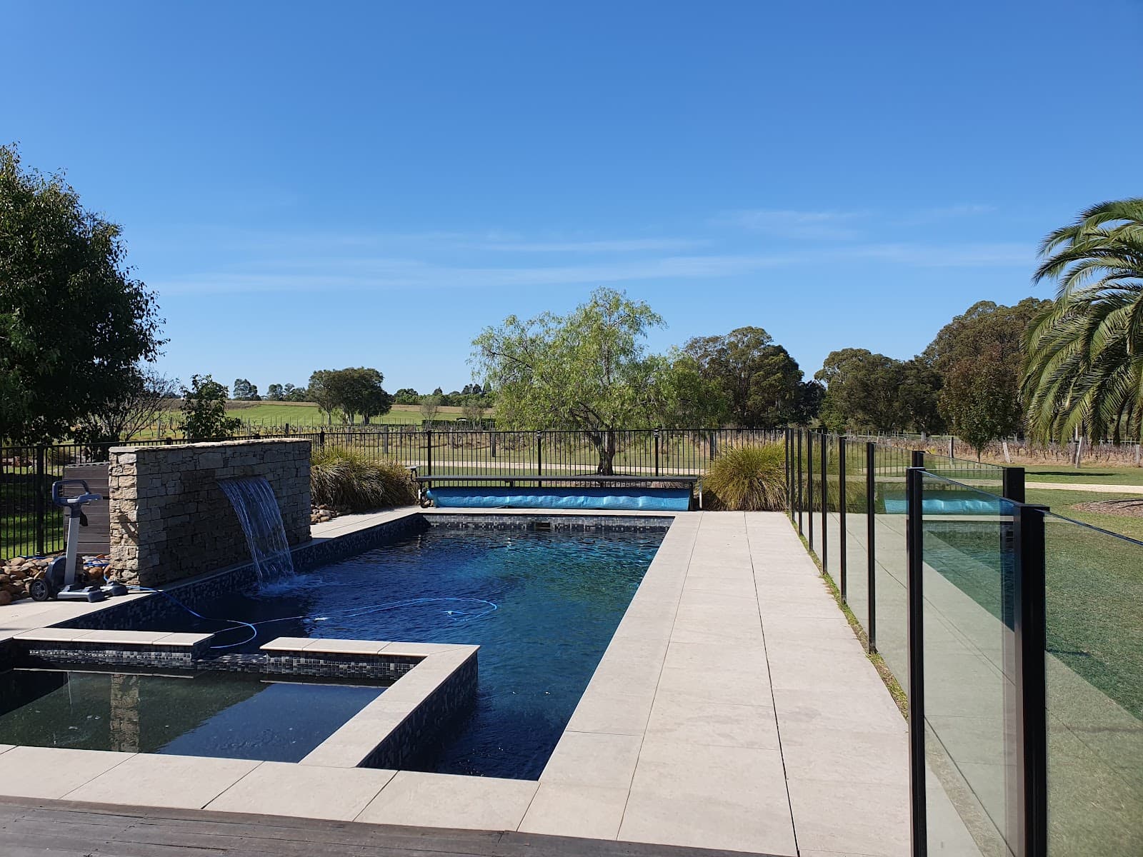 Lilies Luxury Retreats on Lovedale — Pokolbin, Newcastle