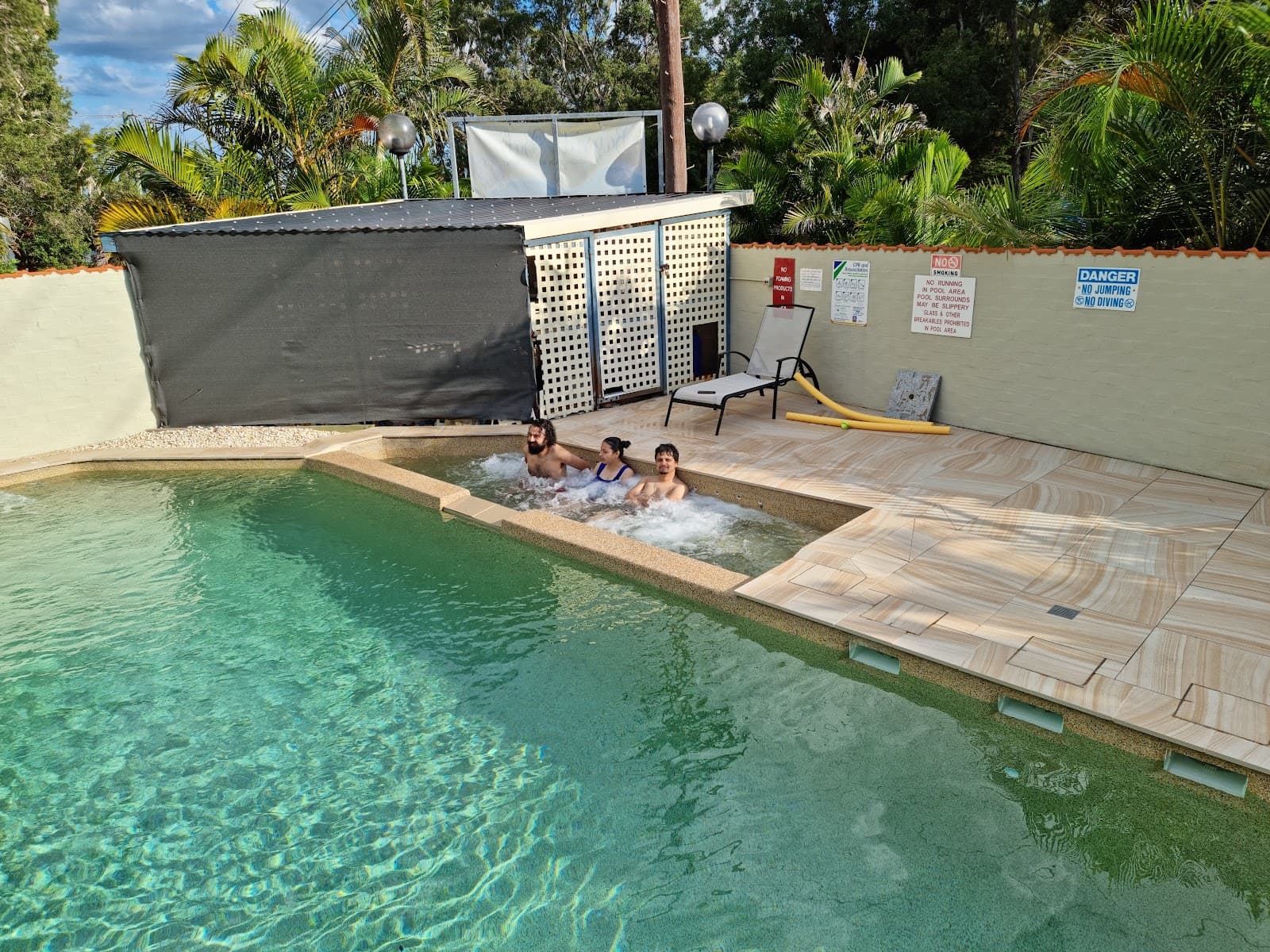 Nelson Bay Breeze Holiday Apartments — Nelson Bay, Newcastle