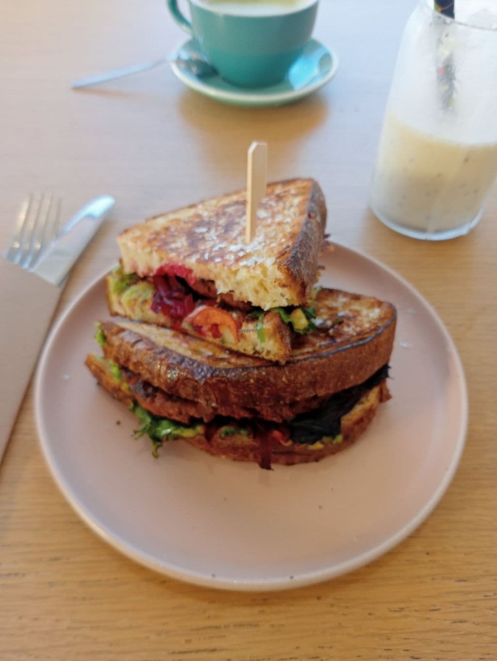 Akuna Cafe