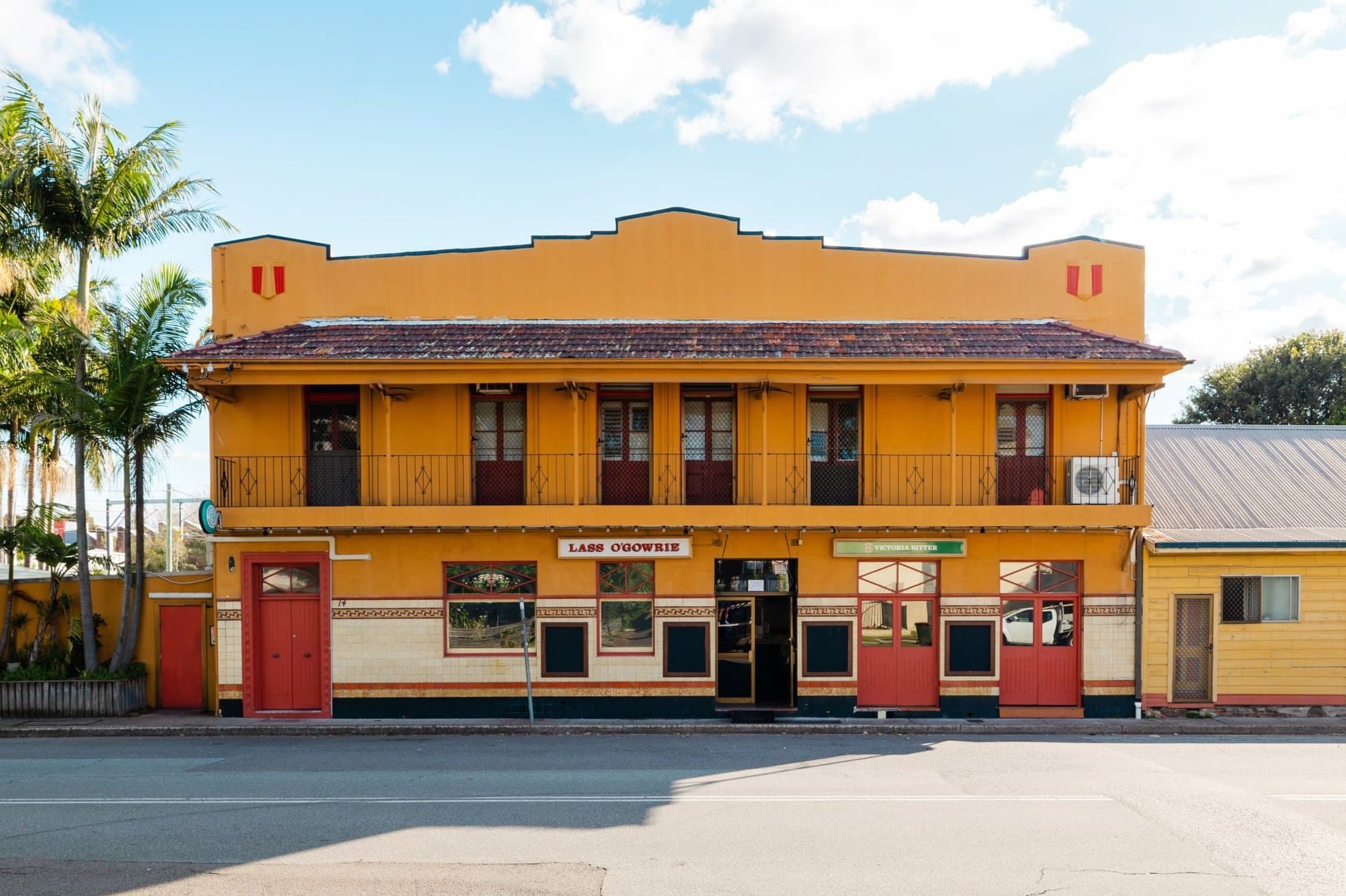 The Lass O'Gowrie Hotel